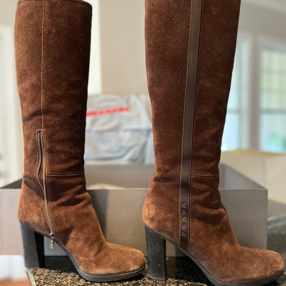 Prada brown suede 19” boots sz 38, 4 inch heel - Picture 7 of 10
